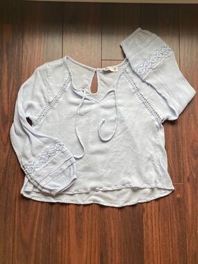 HOLLISTER Lightweight Relaxed Fit Balloon Sleeves Light Blue Cropped Tunic Top